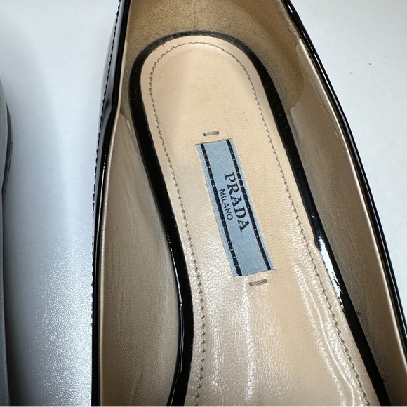 PRADA Patent Leather Black Bow Prada Authentic Flats - Picture 4 of 16